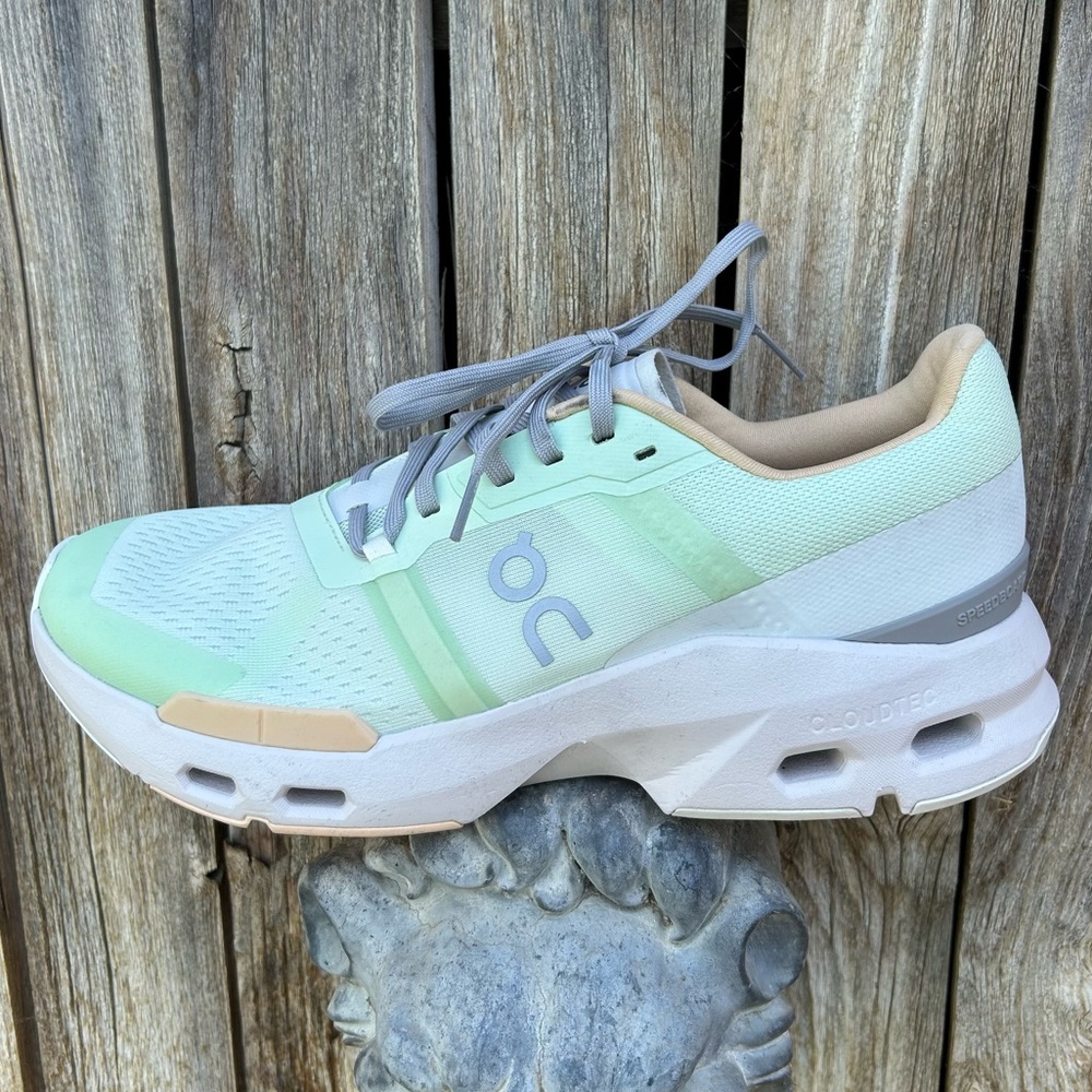 New On Cloudpulse Training Shoe Lima Green Savannah 11